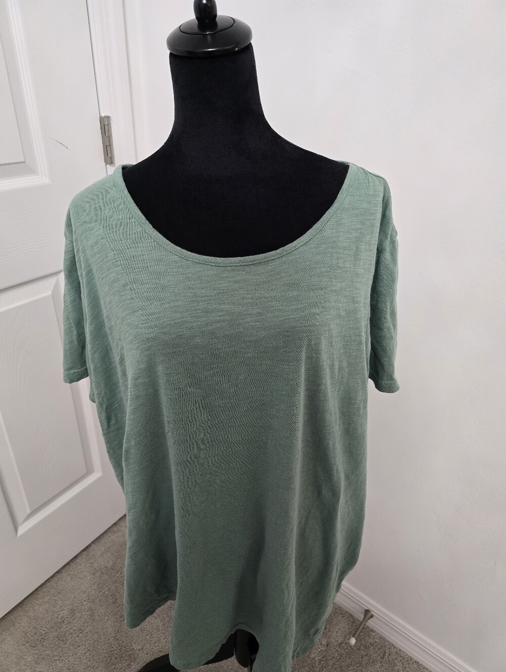 Blair Sage Green Scoop Neck Short Sleeve Top